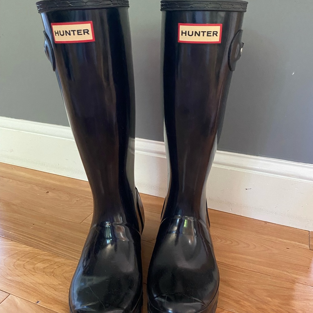 Hunter kids black glossy tall rain boot